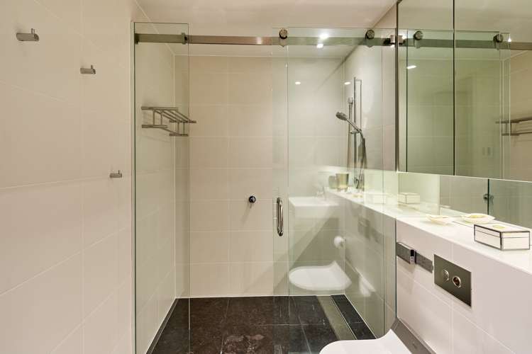 2b/4 Clyde Quay Wharf Te Aro_11