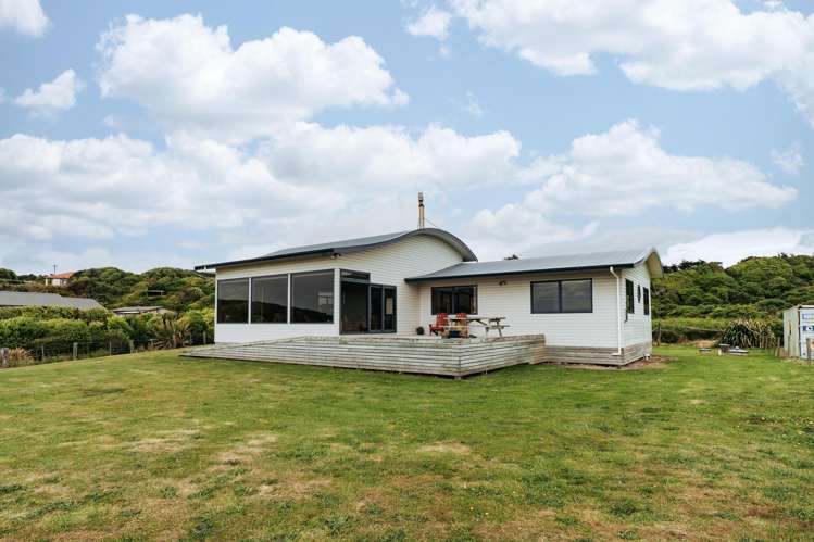 258 Jacks Bay Road Owaka_29