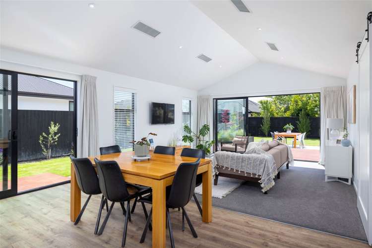 9 Russ Drive Lincoln_5