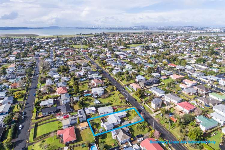 70 Sylvan Crescent Te Atatu South_3