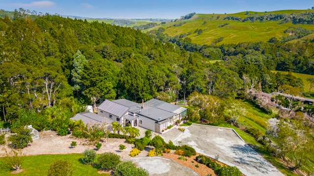 225 Taylor Road Waimauku_1