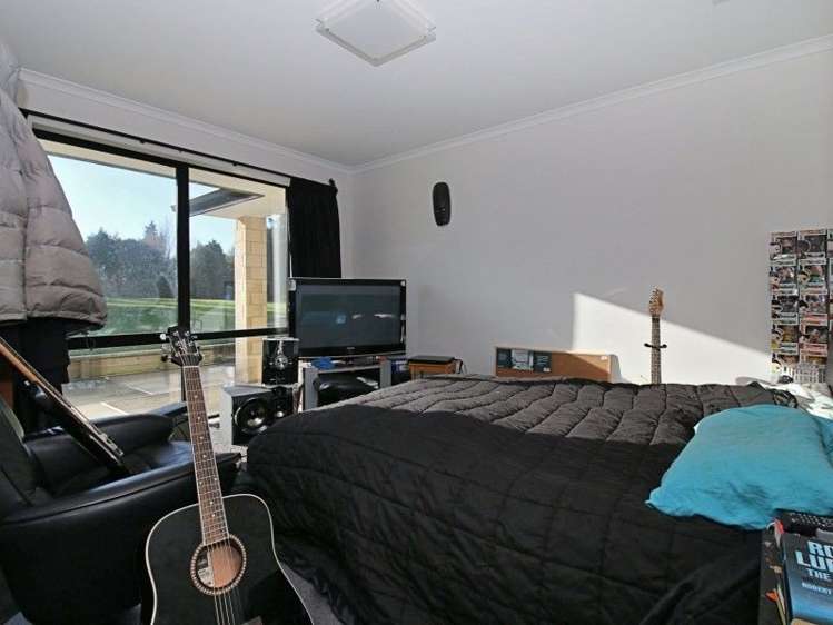 132 Oreti Road Otatara_5