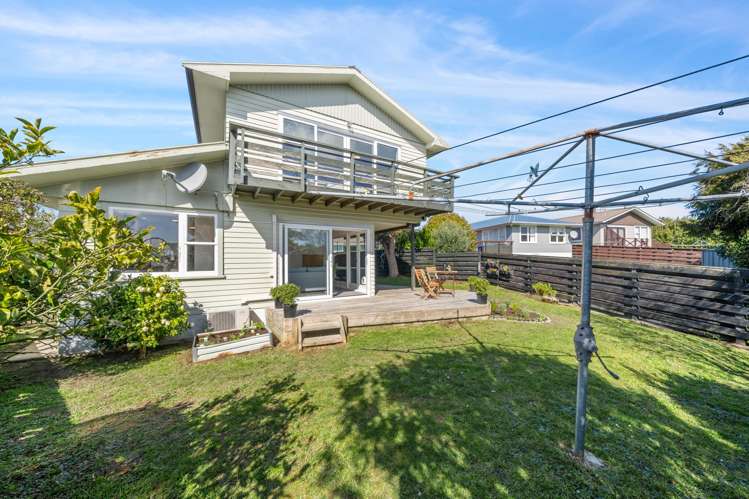 39 Lynda Avenue Paparangi_29