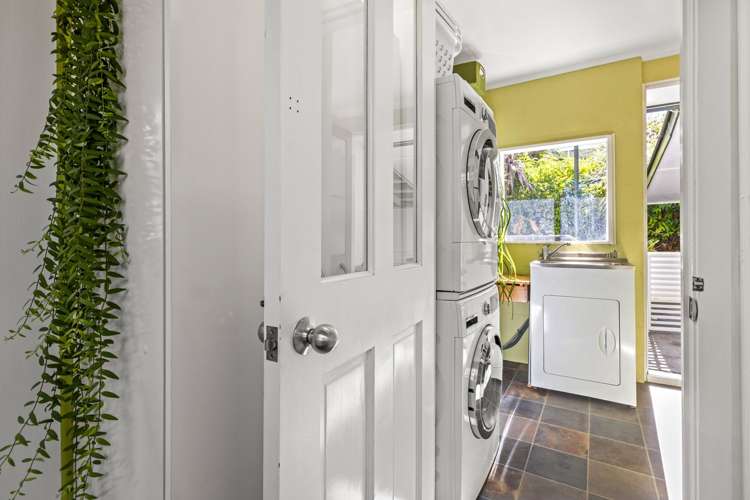 3 Violet Street Raglan_11