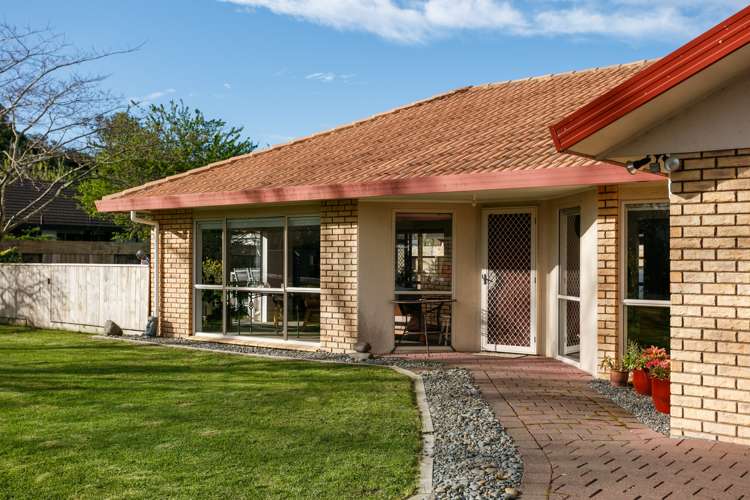 6 Island Road Whataupoko_26