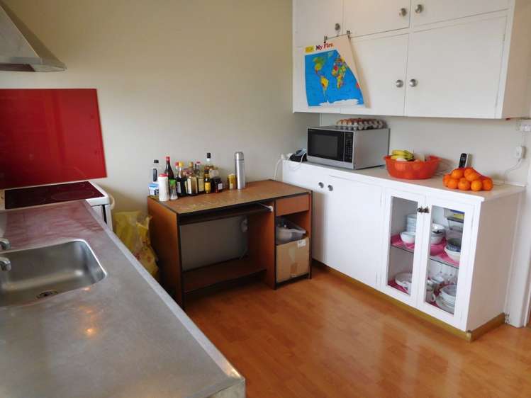 2/12 Trafalgar Road Milford_4