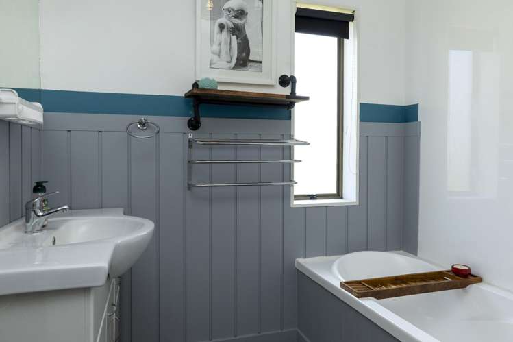 30 Frederick Street Two Mile Bay_12