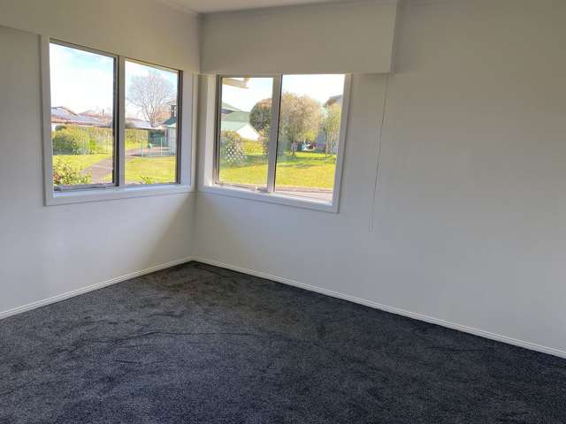 Charming 2BR Unit in Pakuranga!