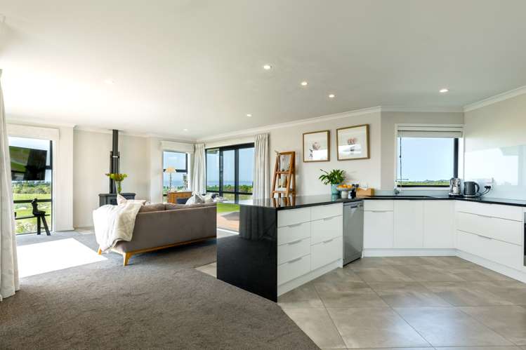 53 Koura Bay Drive Hapuku_6