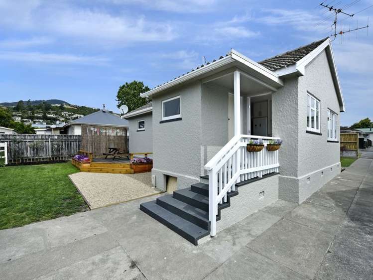 7 Maitland Avenue Stoke_13