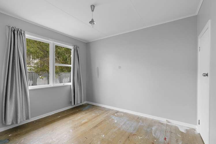 4 Parenga Street Wainuiomata_7