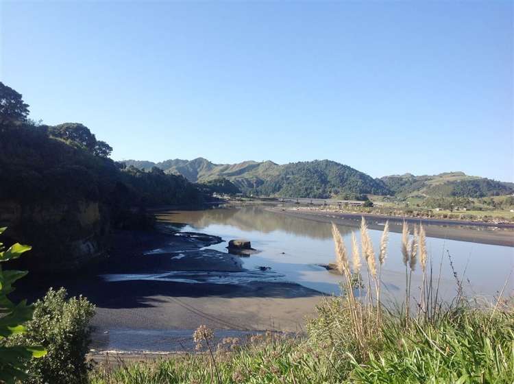 9 Tokopapa Street Mokau_0