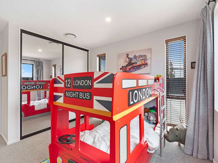 4 Roles Way Rolleston_21