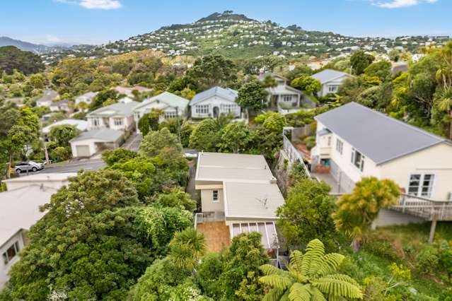 Peace and Privacy, City-end Karori.