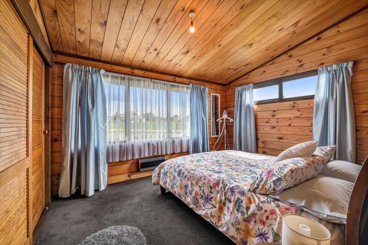 11A Warwick Road Stratford_17