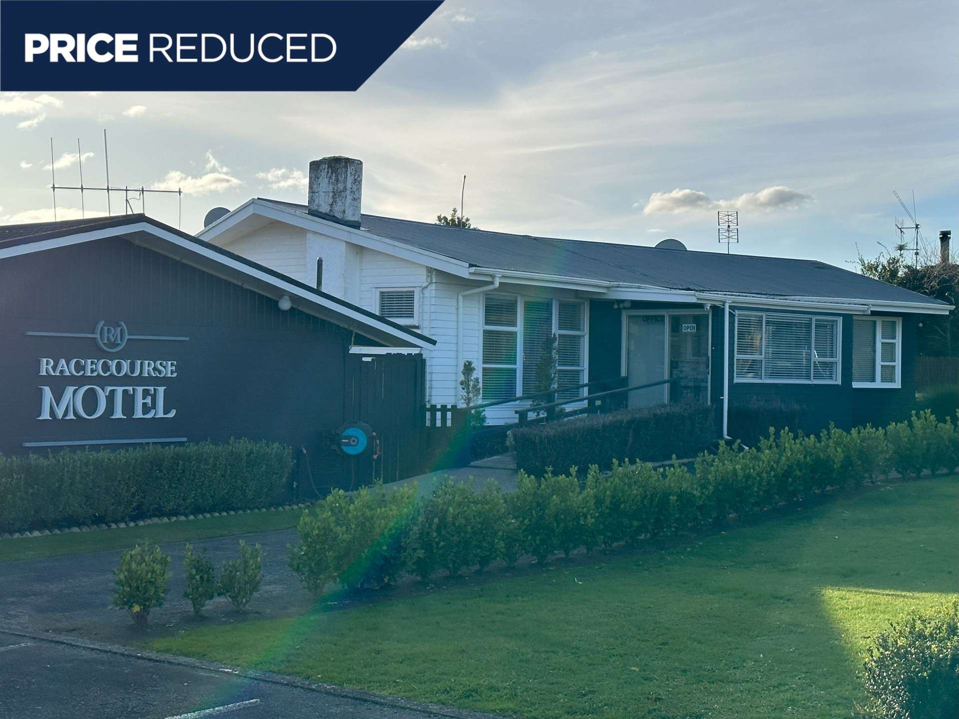 Racecourse Motel Paeroa_0