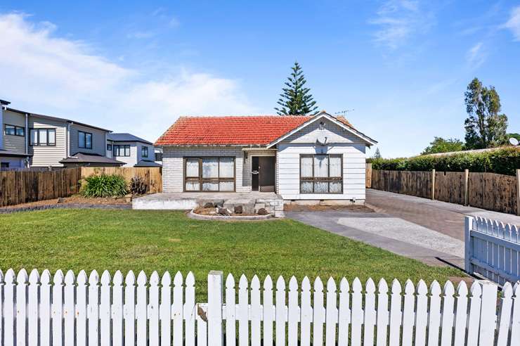 A new three-bedroom townhouse on Russell Road, in Manurewa, fetched $641,200 under the hammer. Photo / Supplied