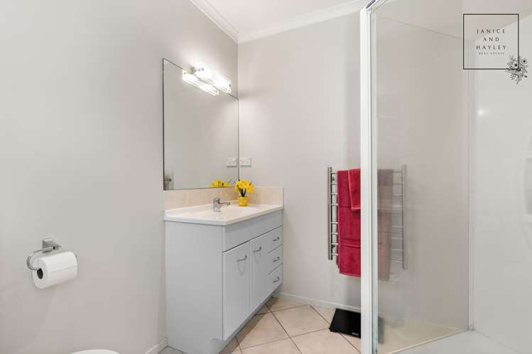 144 Charles Prevost Drive The Gardens_9