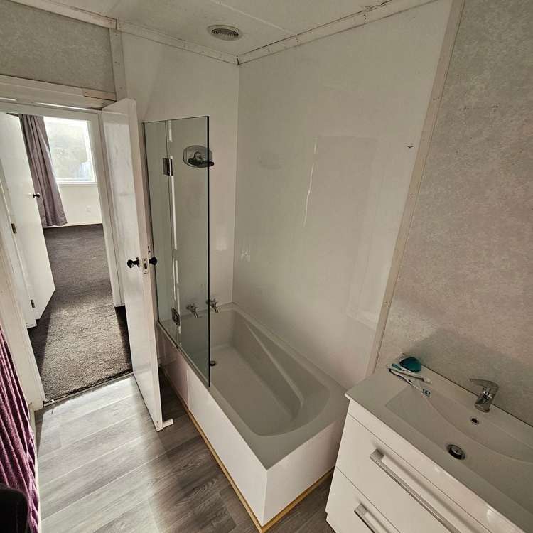 75 Waihemo Street Waitangirua_11