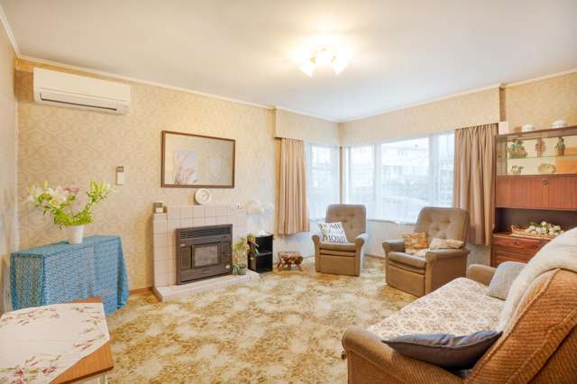 51 Leicester Street Cannons Creek_4