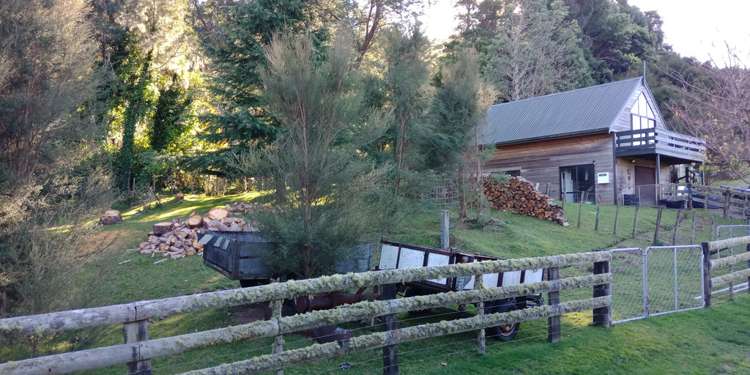 36 Boar Bush Gully Road Featherston_16