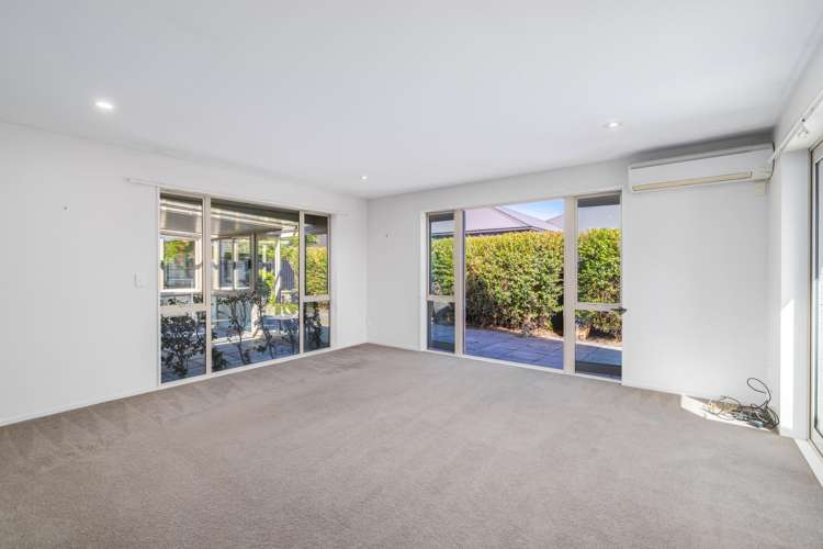 3 Burbank Drive Aidanfield_5