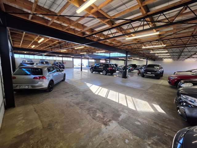 Unit A/229 Archers Road Wairau Valley_2