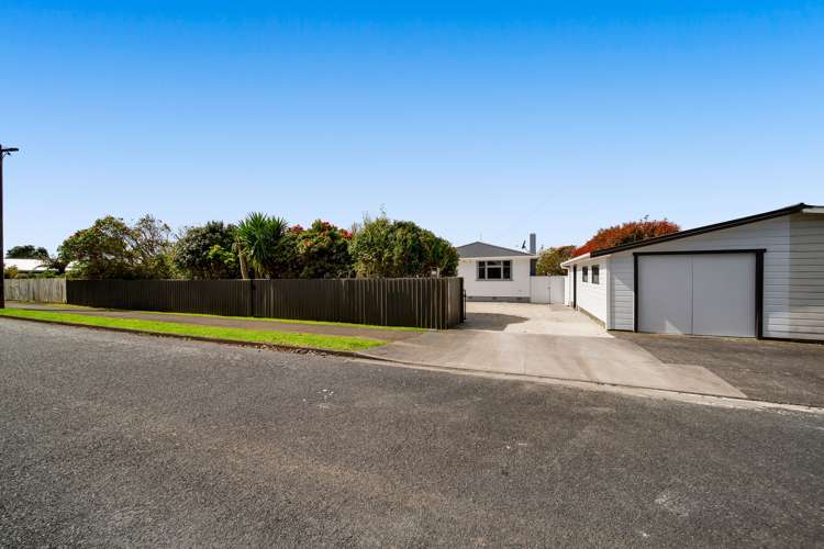 112 Broadway Waitara_21