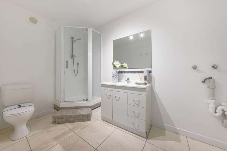 1b/114 Eban Avenue Hillcrest_6