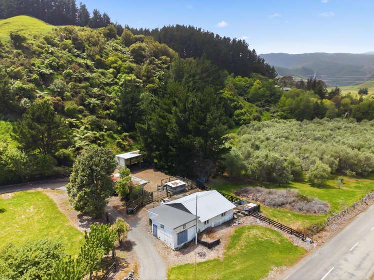 258 Waitohu Valley Road Otaki_34