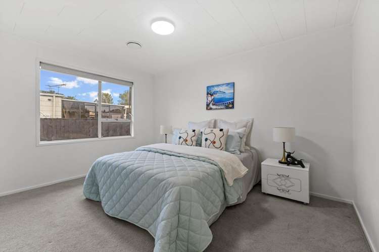 7 Sandrine Avenue Clover Park_14