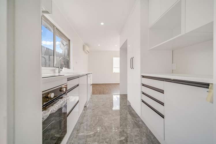 2A Netherlands Avenue_2