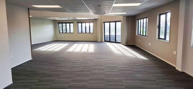 Unit 3/23 Wainui Road Silverdale_3