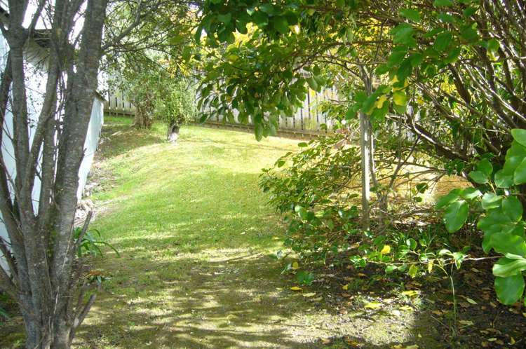 12a Jean Place Stanmore Bay_3