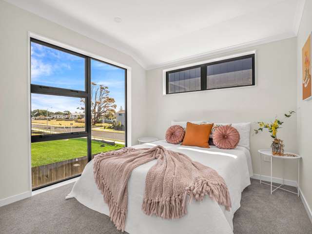2B Mayflower Close Mangere East_3