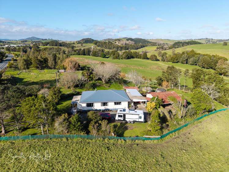 1181 State Highway 12 Maungaturoto_47