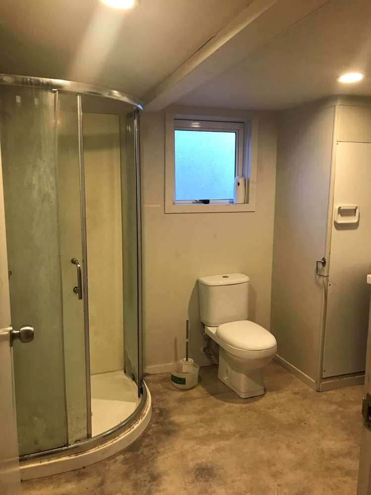 10 Ngatira Place Clendon Park_14