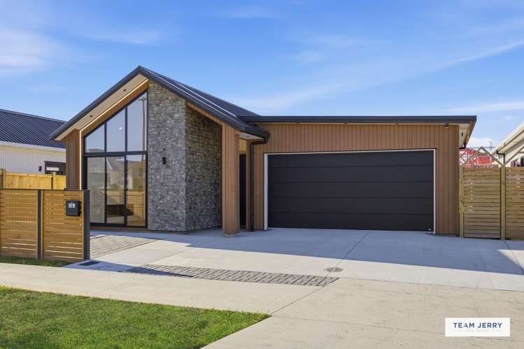 16 Tuwai Crescent Opaheke_31