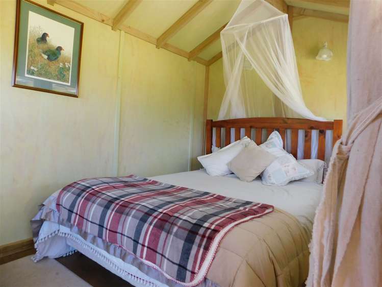 2143 Cove Road Mangawhai_12