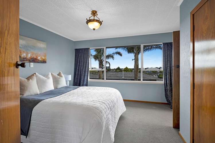 12a Julian Place Westown_12