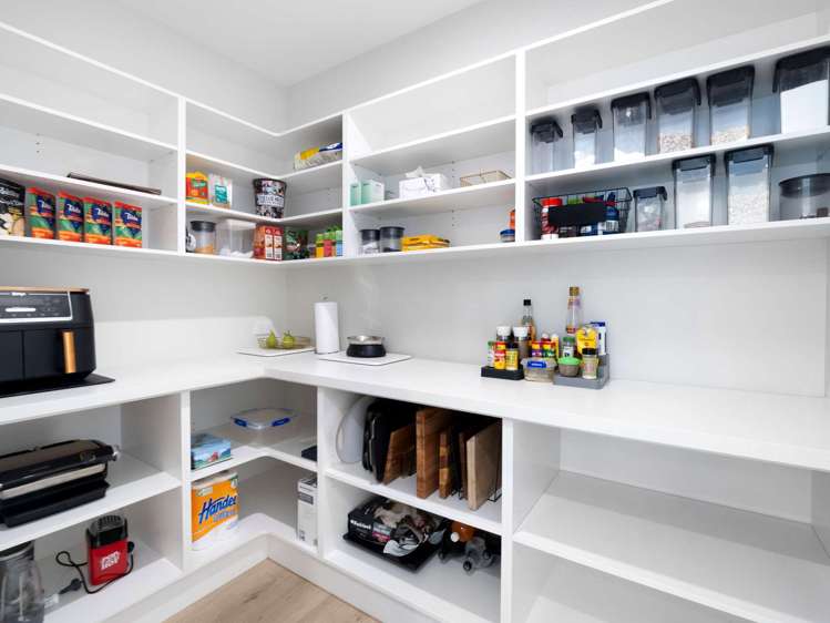 87 Benashet Drive Lincoln_9