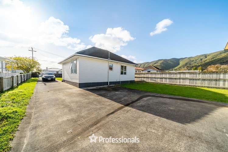 11 Bythell Street Wainuiomata_12