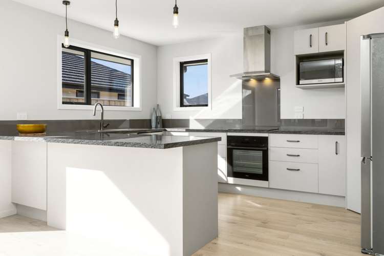 4 Mehrtens Crescent Woodend_2