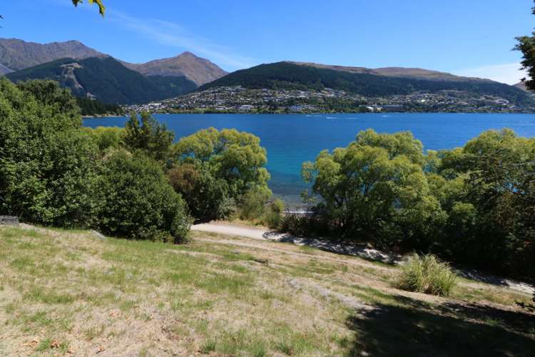 681 Peninsula Road Kelvin Heights_9