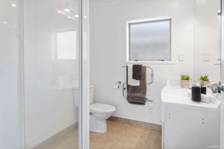 5 Kingtide Place Red Beach_14