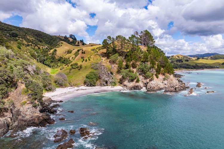Ngahau Bay Road Hukerenui and Surrounds_9