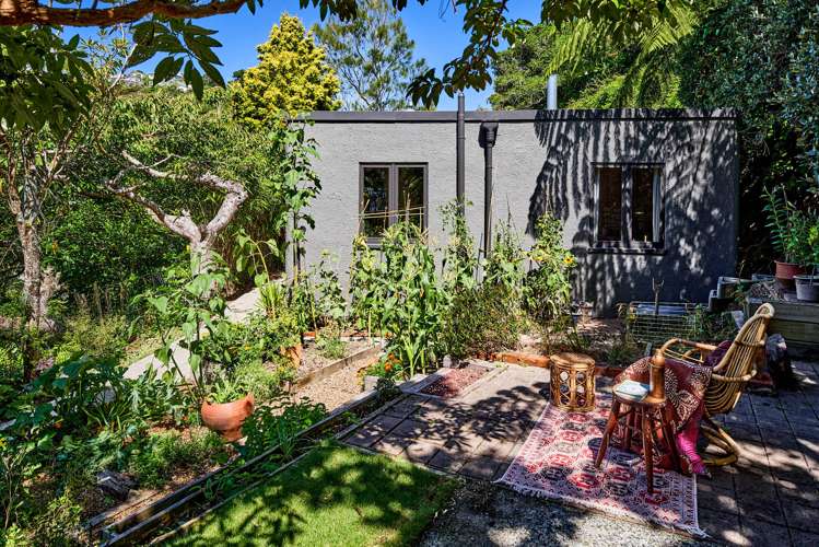 306 Ohiro Road Brooklyn_14