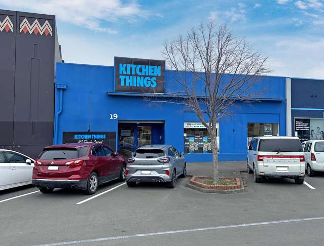 Fringe CBD retail opportunity