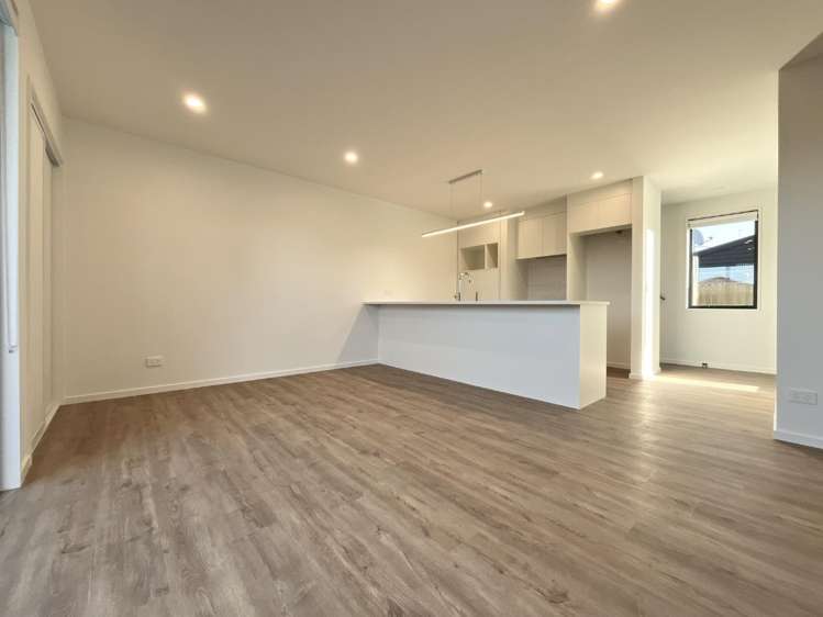 6/83 Edinburgh Street 10222_5