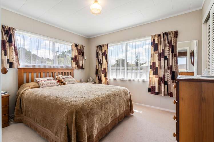216 Patuwai Drive Whangamata_21